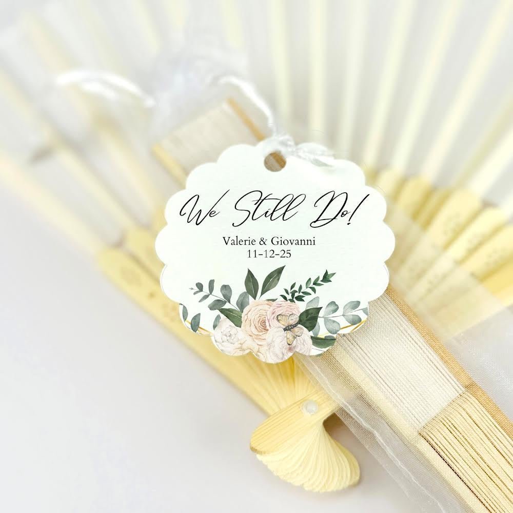 Ventas transfronterizas en caliente de boda simple estampado de flores fácil de abrir y cerrar buques de seda de bambú boda acompañante ventilador decorativo