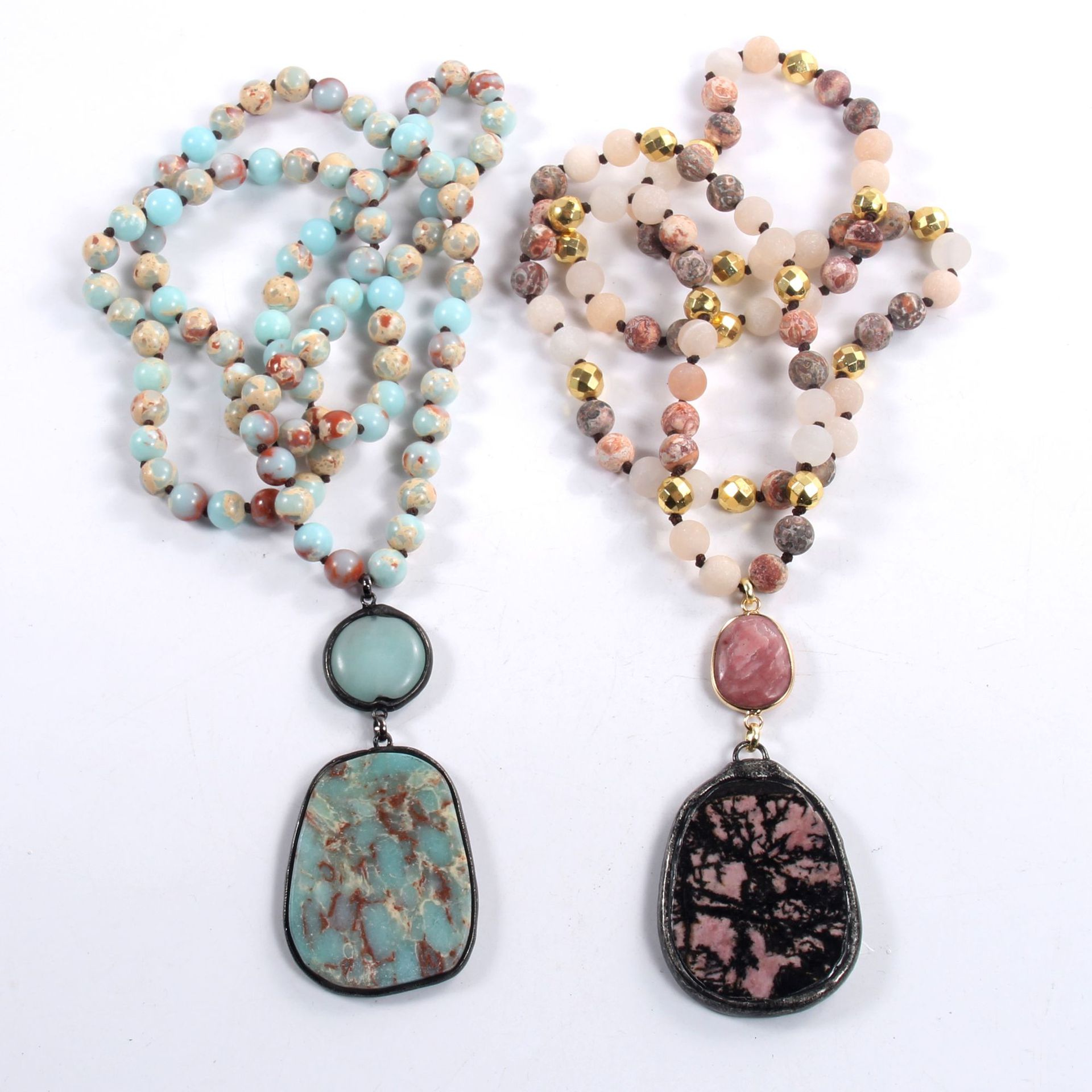Bohemian Geometric Natural Stone Beaded Chain Pendant Necklace In Bulk display picture 1