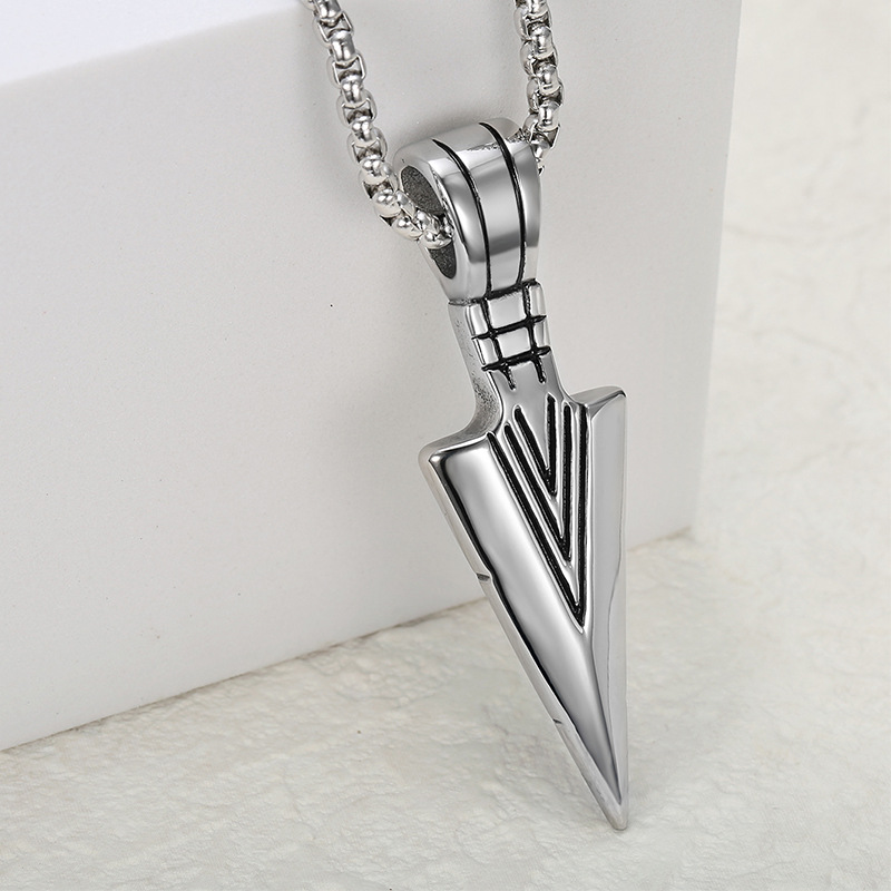 arrow necklace1
