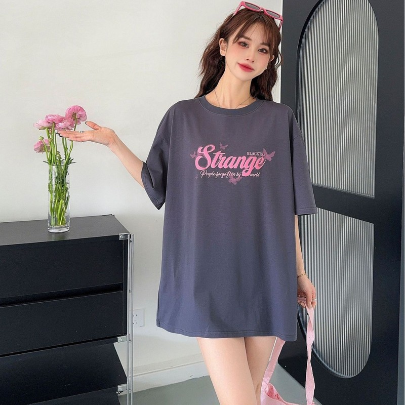 2025 レタープリント Tシャツレディース夏新作ゆったり大判ロング半袖前後発泡立体大判プリント|undefined