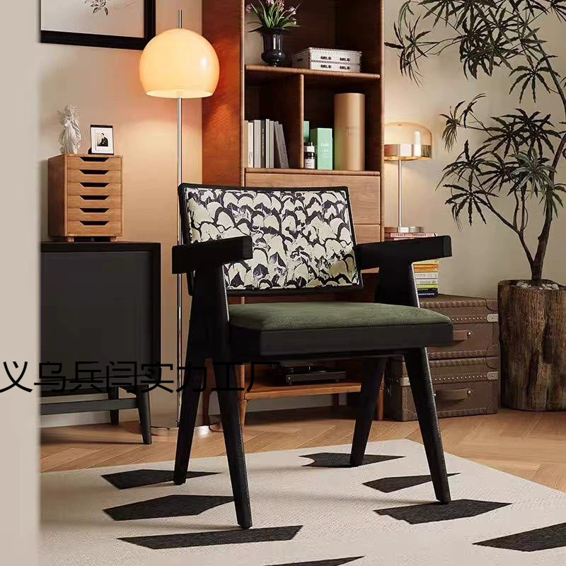 Обеденный стул во французском стиле ретро для домашней столовой, современный легкий роскошный стул, модель интернет-знаменитости, винтажный стул Чандигарх.