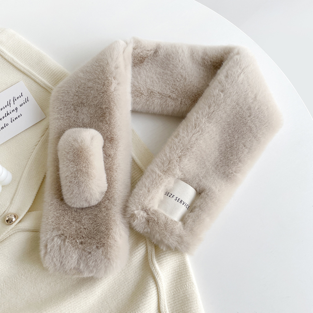 Sciarpa donna in peluche incrociata morbida e calda invernale_voghion.com