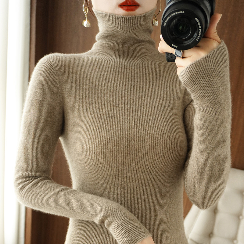 Soft and Waxy Turtleneck Sweater for Women in Autumn and Winter, a Slim-Fitting Black Pile Collar Knitted Bottoming Shirt with Coat Soft and Waxy Turtleneck Sweater for Women in Autumn and Winter, a Slim-Fitting Black Pile Collar Knitted Bottoming Shirt with Coat