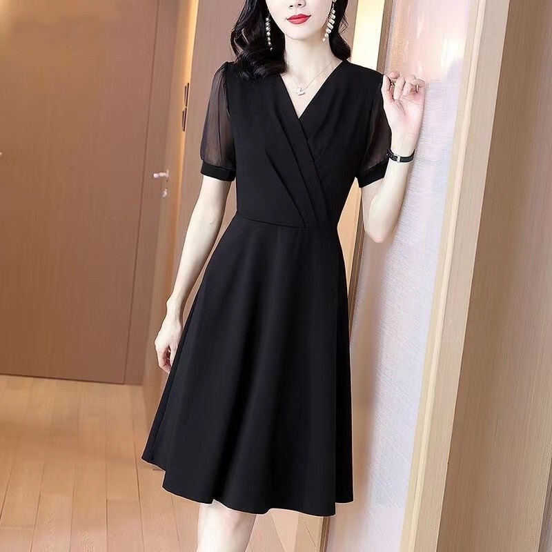 Black Skirt Women's Summer 2024 New Classy Elegant Slimming Look A-Line Dress Hepburn Style Little Black Dress