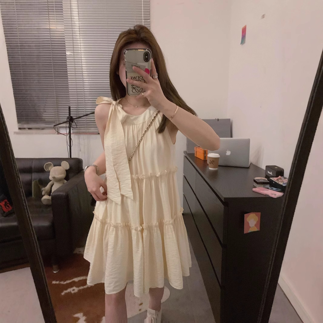 1688 Vestido de chaleco con lazo de hada dulce y picante coreano, falda corta pequeña con sentido de diseño francés de verano al por mayor