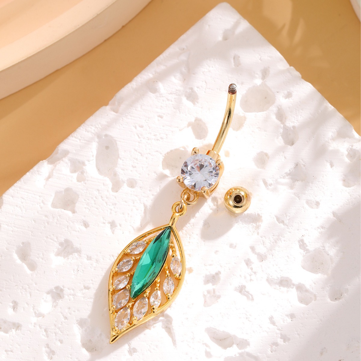 New Shiny Zircon High-End Elegant Jewelry Green Leaf Navel Ring Set_voghion.com