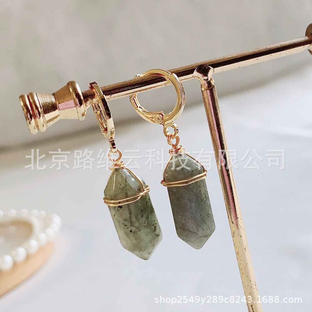 Pendientes de cristal natural de estilo explosivo transfronterizo, bala de doble punta, pequeña columna hexagonal, aretes de amatista de ágata roja, mujer