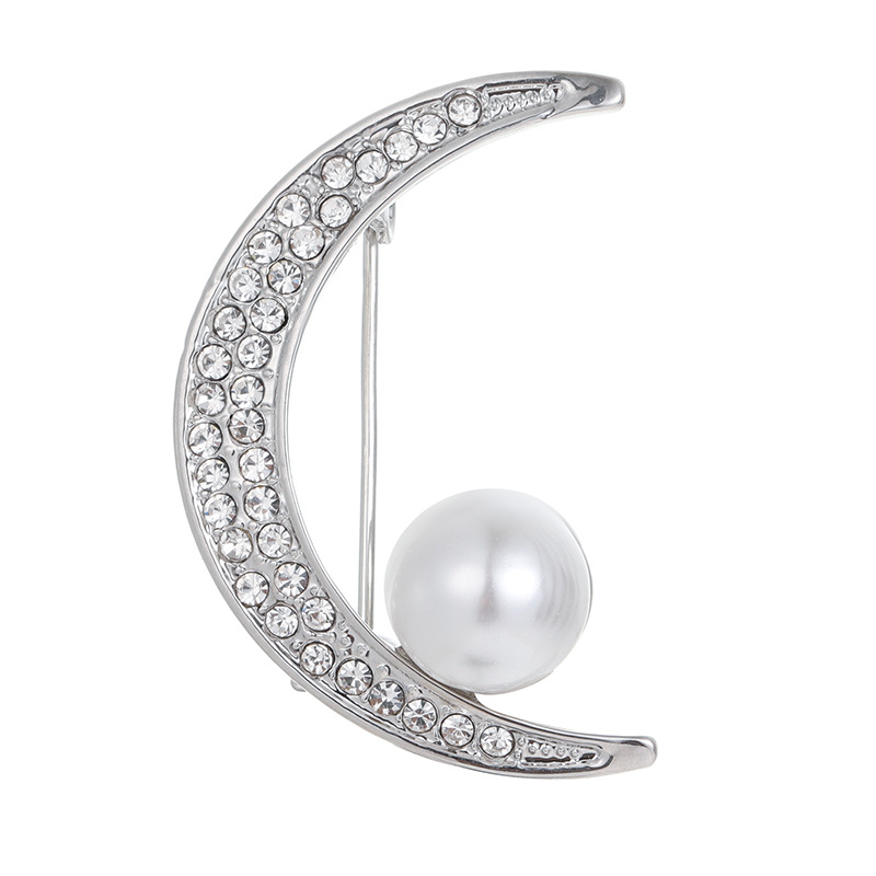 Set spilla kenjie a forma di stella e luna con perle per donna_voghion.com