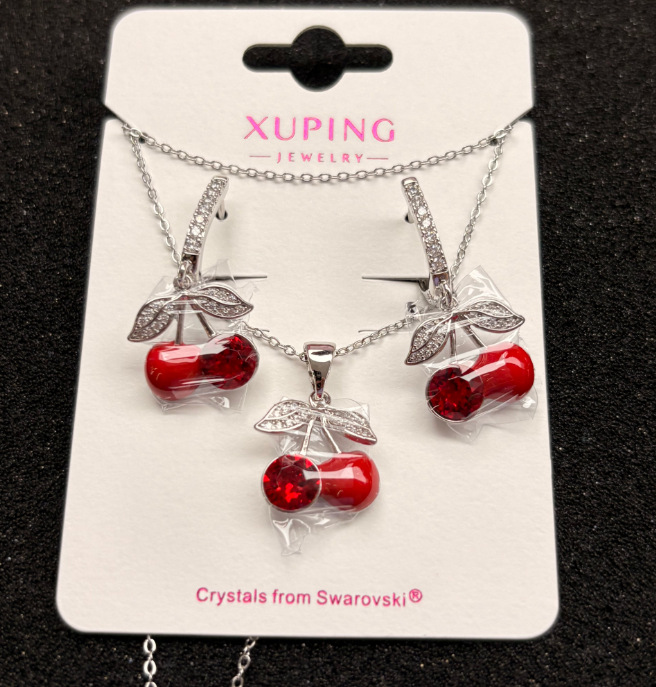 Traje de collar de pendientes de cereza de estilo dulce y tierno Coreano de xuping conjunto de joyas de cristal de imitación de moda y lujo ligero