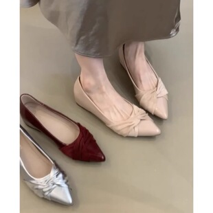 ��Ƥ��~���ɫ���^�\�چ�ЬŮ2026�¿���ȹ�Ӄ�����ͨ��ƽ��ưЬ