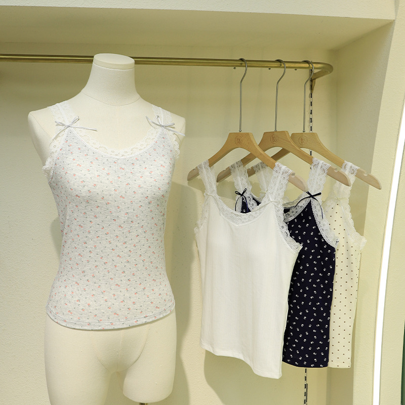 2026 Spring/Summer Bm Style Floral Sweet and Alluring Top, Lyocell Cotton Breathable with Cup Pads, Suitable for Inner Wear or Outer Wear, Camisole