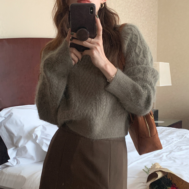 Twisted Knit Sweater for Women, New Autumn/Winter Vintage Versatile Lazy Style Korean Version Loose Thick Short Knit Top Twisted Knit Sweater for Women, New Autumn/Winter Vintage Versatile Lazy Style Korean Version Loose Thick Short Knit Top