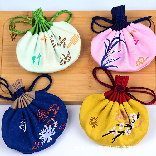 Factory wholesale sachet empty bag enterprise logo ancient style embroidery sachet plum orchid bamboo chrysanthemum four gentlemen sachet 