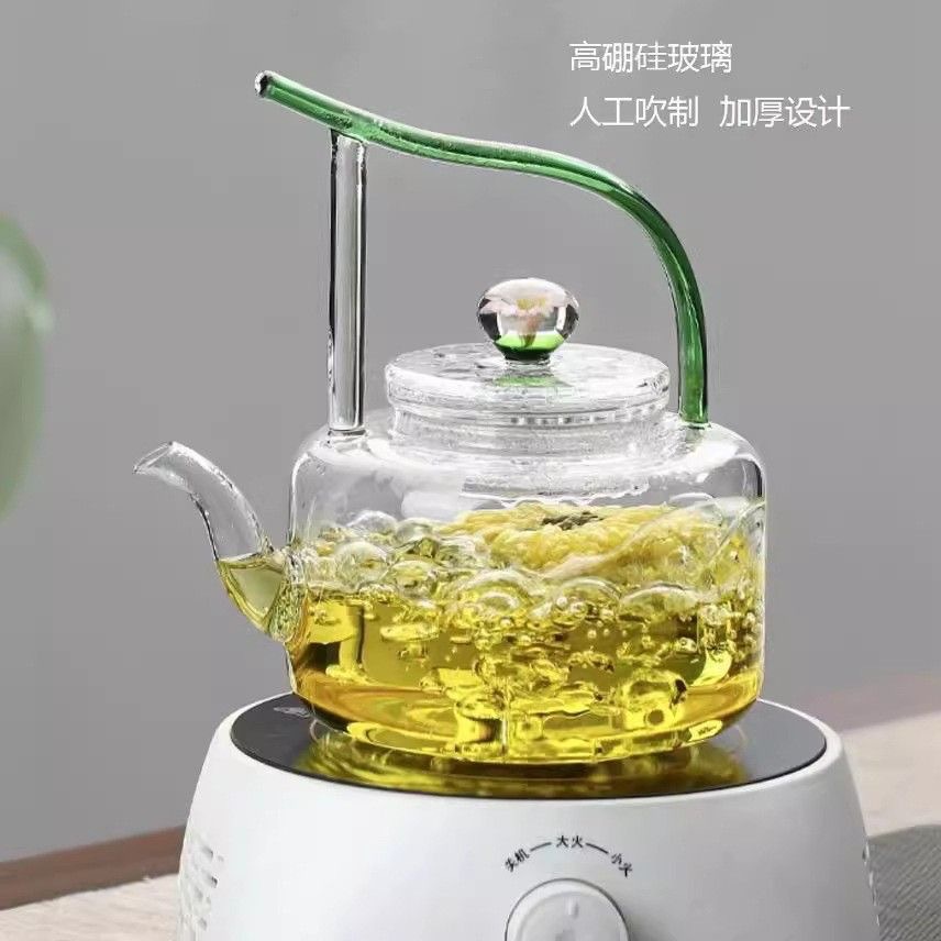 Three dimensional teapot