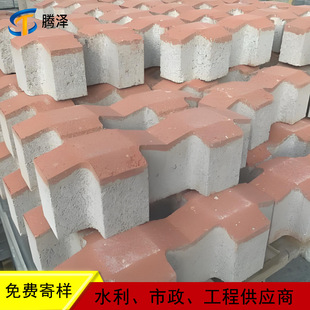 �S�����l�����B�i�uͣ܇������ֲ�ݴu�@�־G���u�V�����е�͸ˮ�u