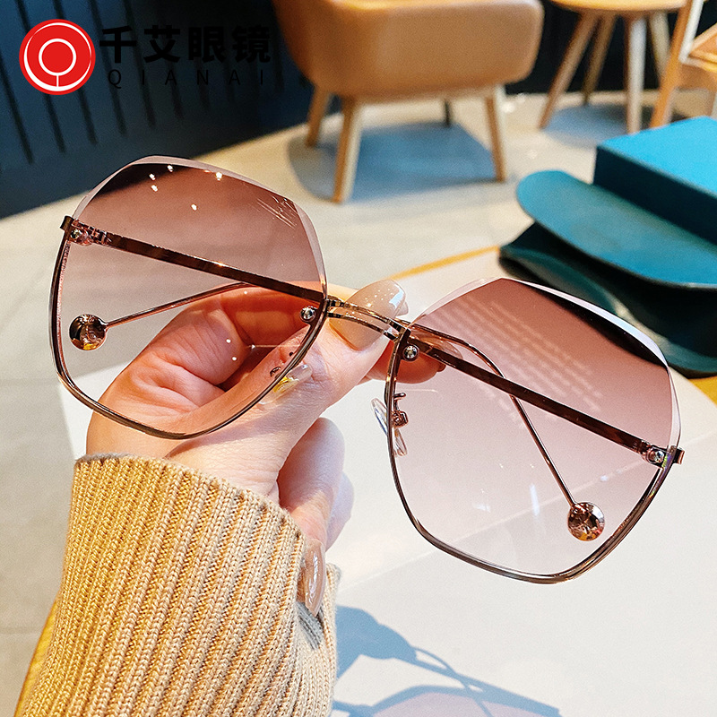 2021 new pattern Frameless Trimming Sunglasses temperament Sunglasses Irregular fashion glasses ultraviolet-proof