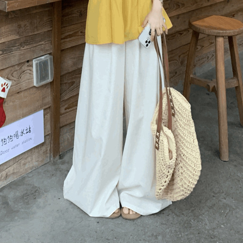 Korean-style floral spaghetti strap V-neck top for women, 2025 summer new pure desire style, youthful, loose tie-up outerwear.