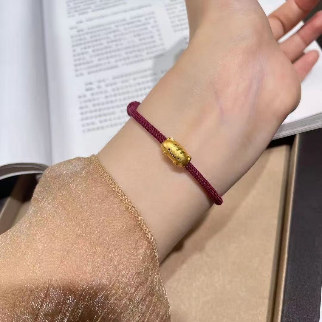 Minimalist Red Rope Bracelet for Women, Cute and Luxurious, Sweet Friendship Bracelet, Niche Good Luck Student Gift