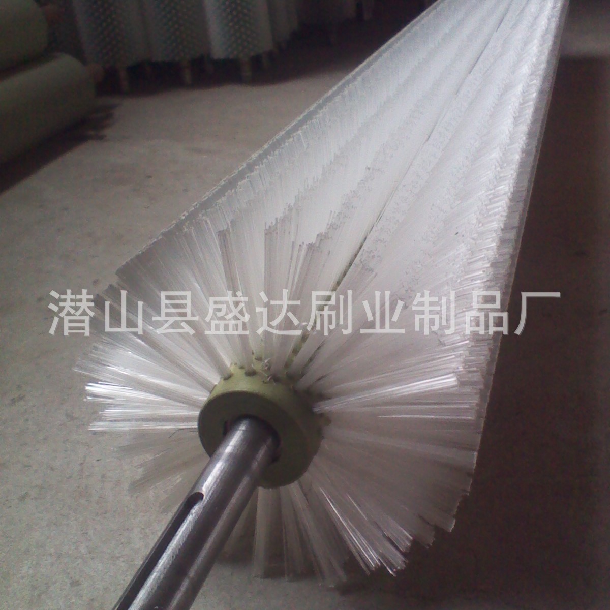 厂家磨料丝尼龙丝不锈钢丝剑麻马毛猪鬃抛光去尘清洗工业毛刷辊