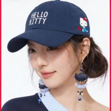 �����tHelloKittyñ�Ӱ���ñŮ2026�¿��@ĘСˮͰ�pɫ����ñ