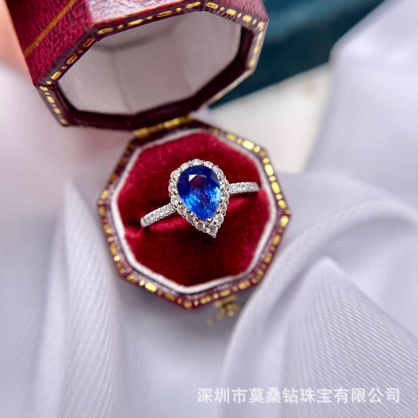 Sapphire ring