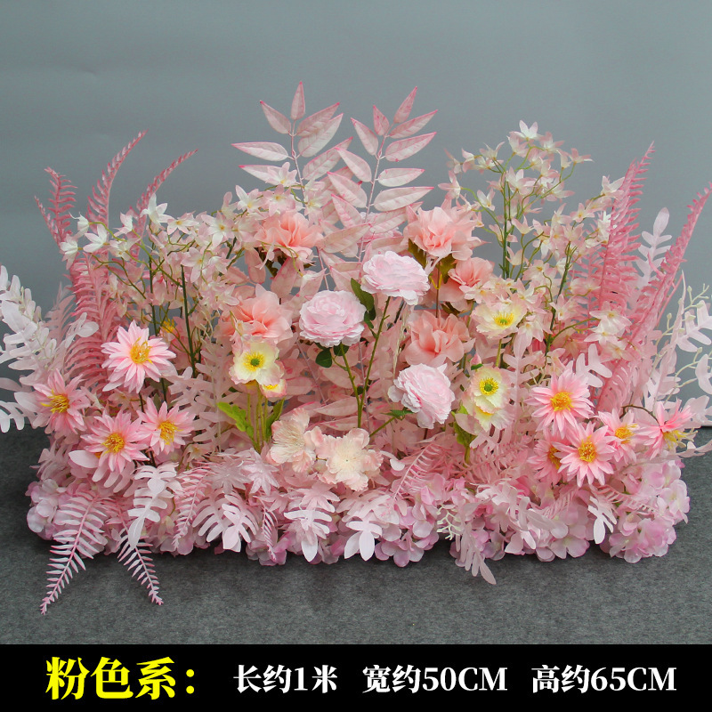新商品の結婚祝いの大きいタイプの花を並べて絹の花の完成品の装飾をシミュレーションします。|undefined
