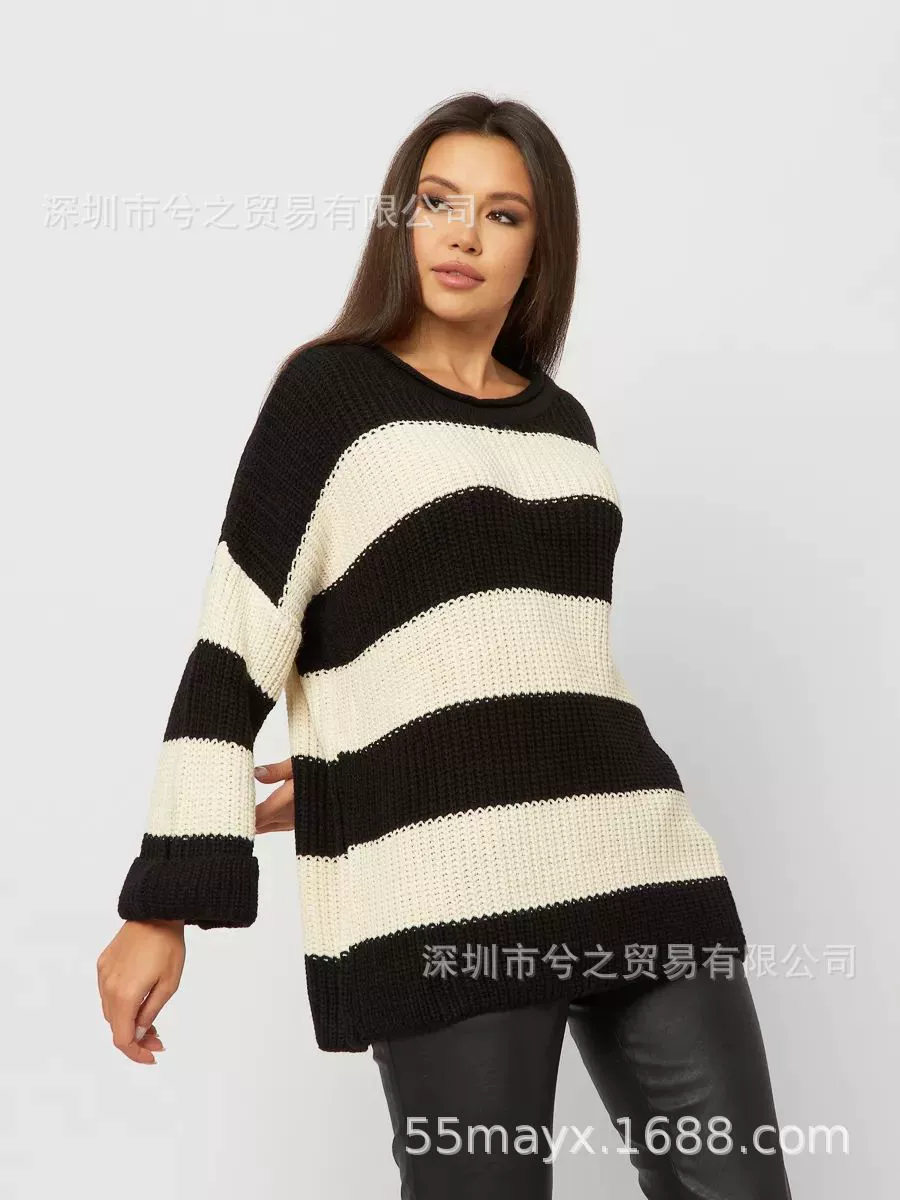 Вязаный свитер в полоску Striped Knitted Sweater