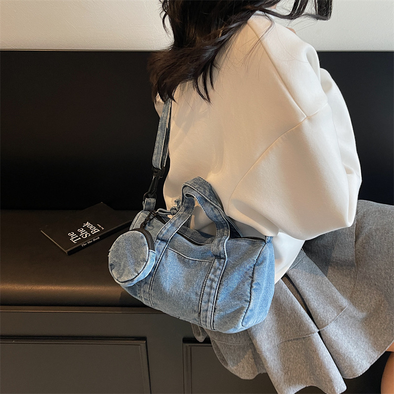 Cross-Border Denim Bag for Women 2025 New Fashion Portable Versatile Shoulder Crossbody Bag Versatile Commuter Tote Bag Cross-Border Denim Bag for Women 2025 New Fashion Portable Versatile Shoulder Crossbody Bag Versatile Commuter Tote Bag