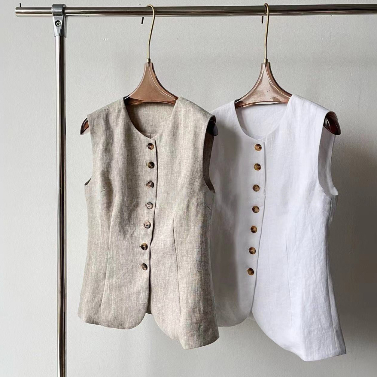 Retro Commuter Elegant Linen Vest Vest for Women 2025 Summer Fashion Waistcoat Round Neck Versatile Cardigan Top