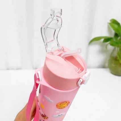 Taza de agua mate con dibujos animados de astronauta, cubierta de rebote, pajita especial, plástico portátil, hervidor.