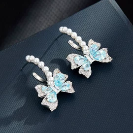 胸针;戒指;耳钉