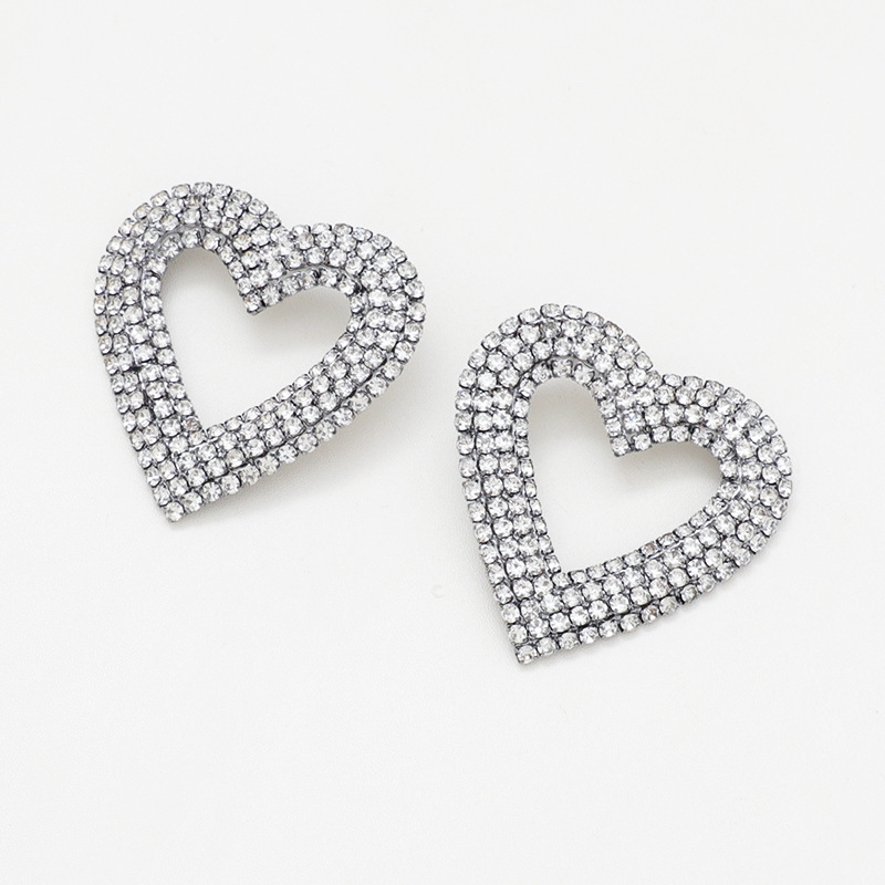 Ig Style Shiny Heart Shape Rhinestone Hollow Out Inlay Rhinestones Women's Ear Studs 1 Pair display picture 2