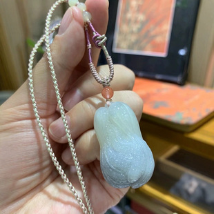 Jin Yutang Hetian Jade Violet Baicai Carved Cabbage Stem Collateral Clear Purple Qi Rising Purple Qi East
