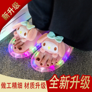 �����d٤���l����ЬŮ�ļ�����r�пɐۿ�ͨ����⴩ƽ�כ���Ь