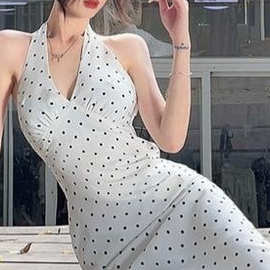 白色波点领挂脖连衣裙2026夏法式性感露背气质中长裙子图片色薄纱