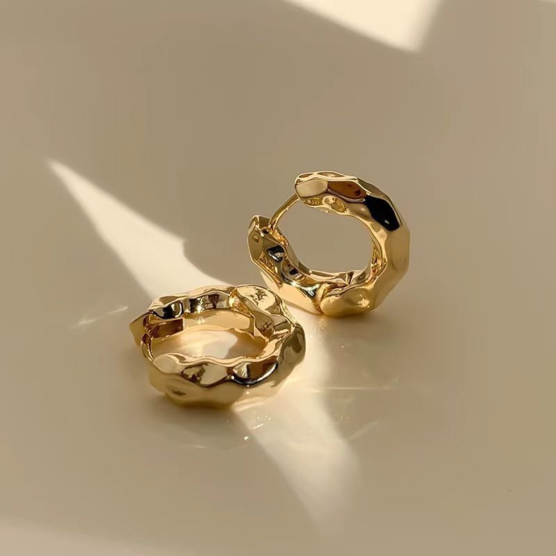 超百合不規則な円の金属のイヤリングの女性の春夏はシンプルで寒いです。|undefined