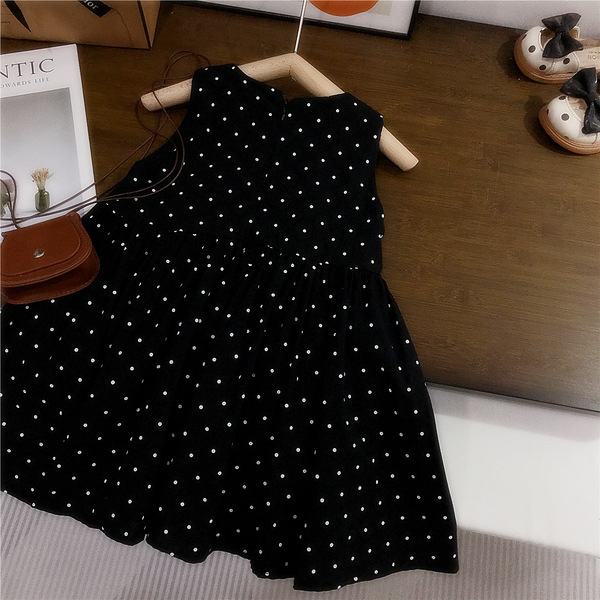 black summer skirt