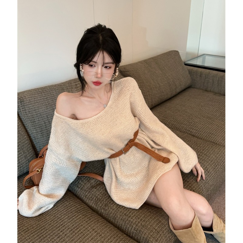 여성 오프숄더 루즈핏 시스루 긴팔 니트 미니 원피스 데이트룩