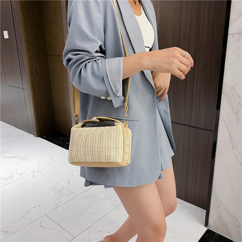 Nuevo estilo bolso Tejido estilo coreano bolso de mano de la moda bolso de las mujeres playa vacaciones hombro mensajero bolsa moda