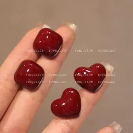 耳钉;耳环;项链