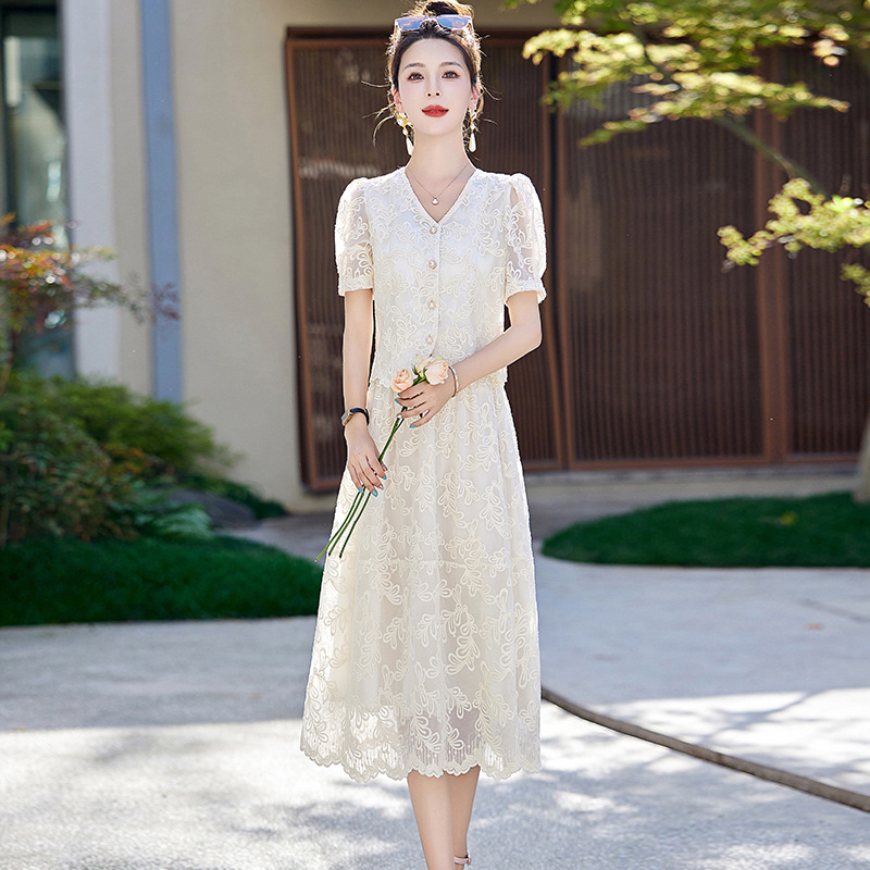 新中式国风套装2024夏新款蕾丝气质漂亮仙女白色职业半身裙两件套