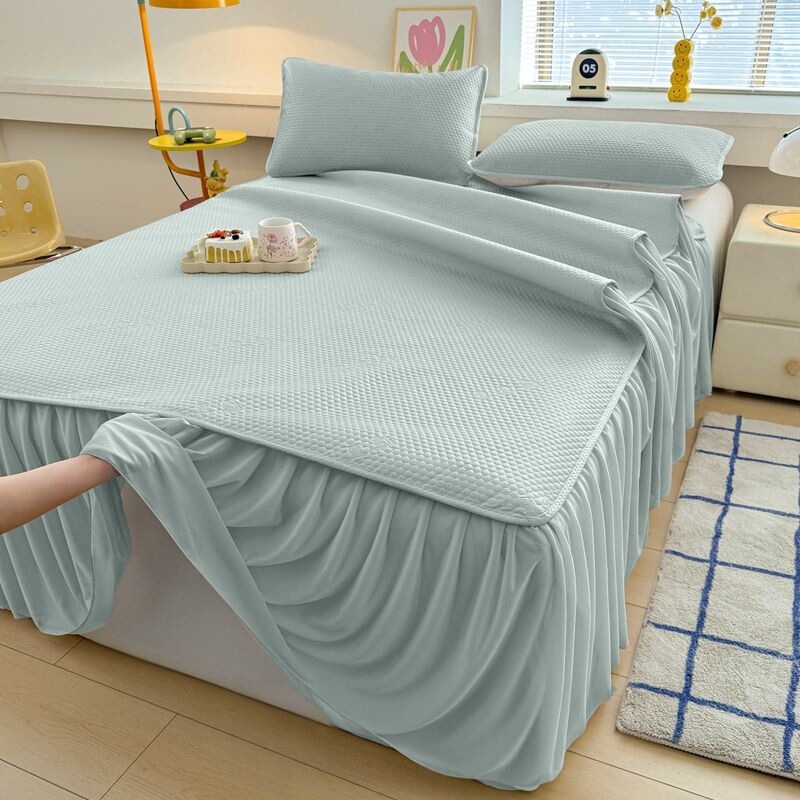 Class A Summer Ice Silk Cool Feeling Bead Bed Skirt and Mat Three-Piece Set with Lace Trim, Machine Washable Single Bed Sheet Class A Summer Ice Silk Cool Feeling Bead Bed Skirt and Mat Three-Piece Set with Lace Trim, Machine Washable Single Bed Sheet