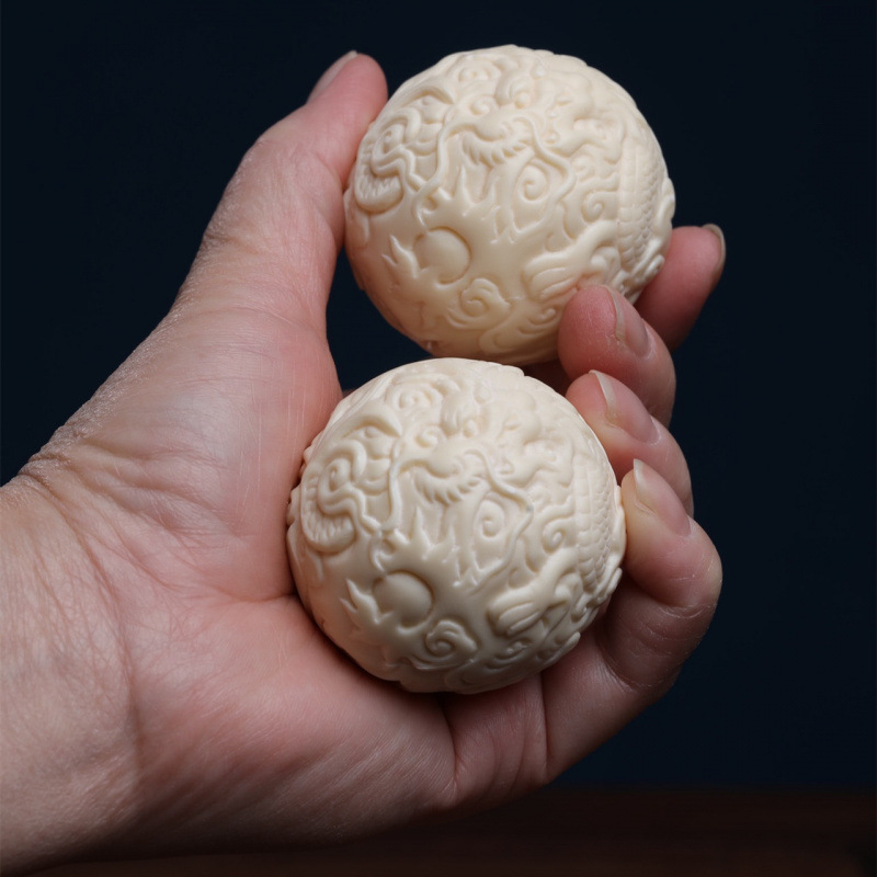 厂家直供象牙果龙手球保健球按摩球男士盘玩手把件送长辈随身礼品