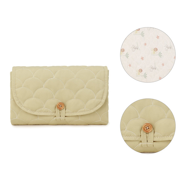 Universal children's handheld foldable diaper table