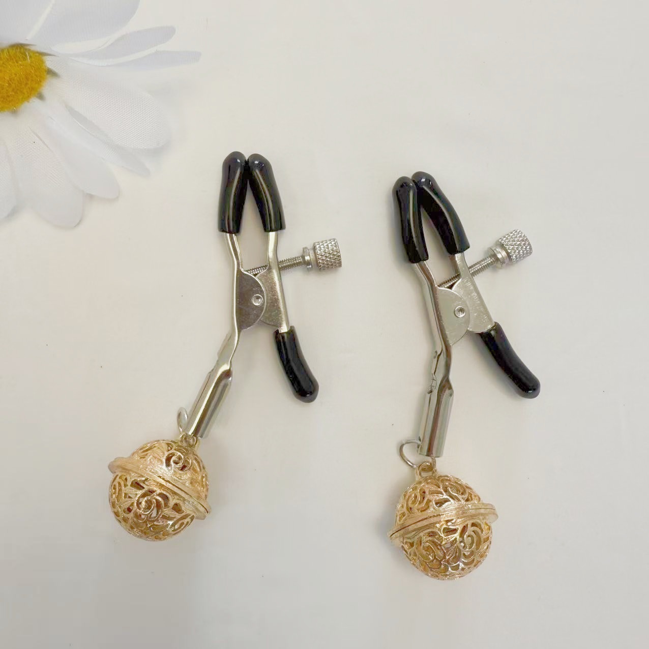 Nipple Clamps with Bell Pendant and Tassel, Red Silver Bell Design — detail image 2
