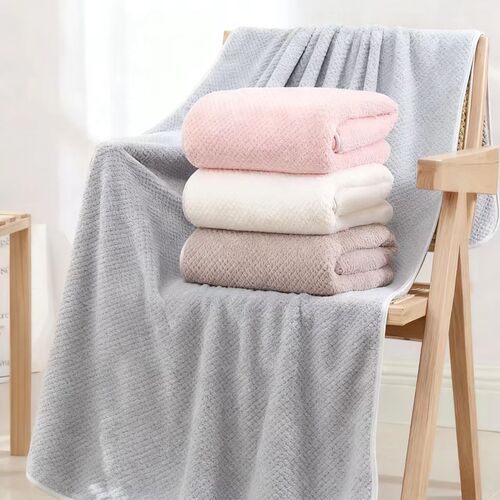 Fashionable thick coral velvet towel for bathing and face washing towel for absorbing water and hair without peeling hair, quick drying hair towel