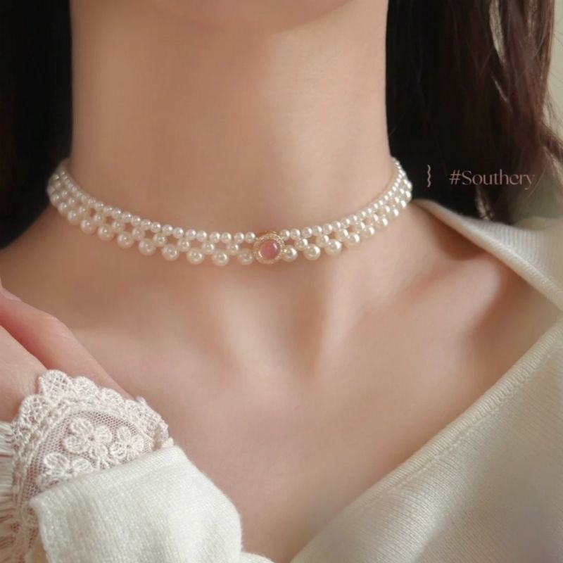 Розовое трехслойное колье