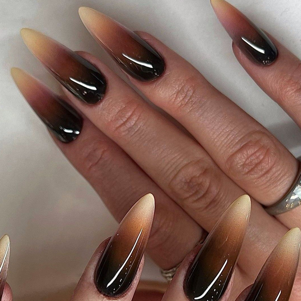 Ventas transfronterizas de color marrón negro ámbar sensación de manicura retro alto estilo de usar uñas 24 piezas de parche de uñas falsas image 1