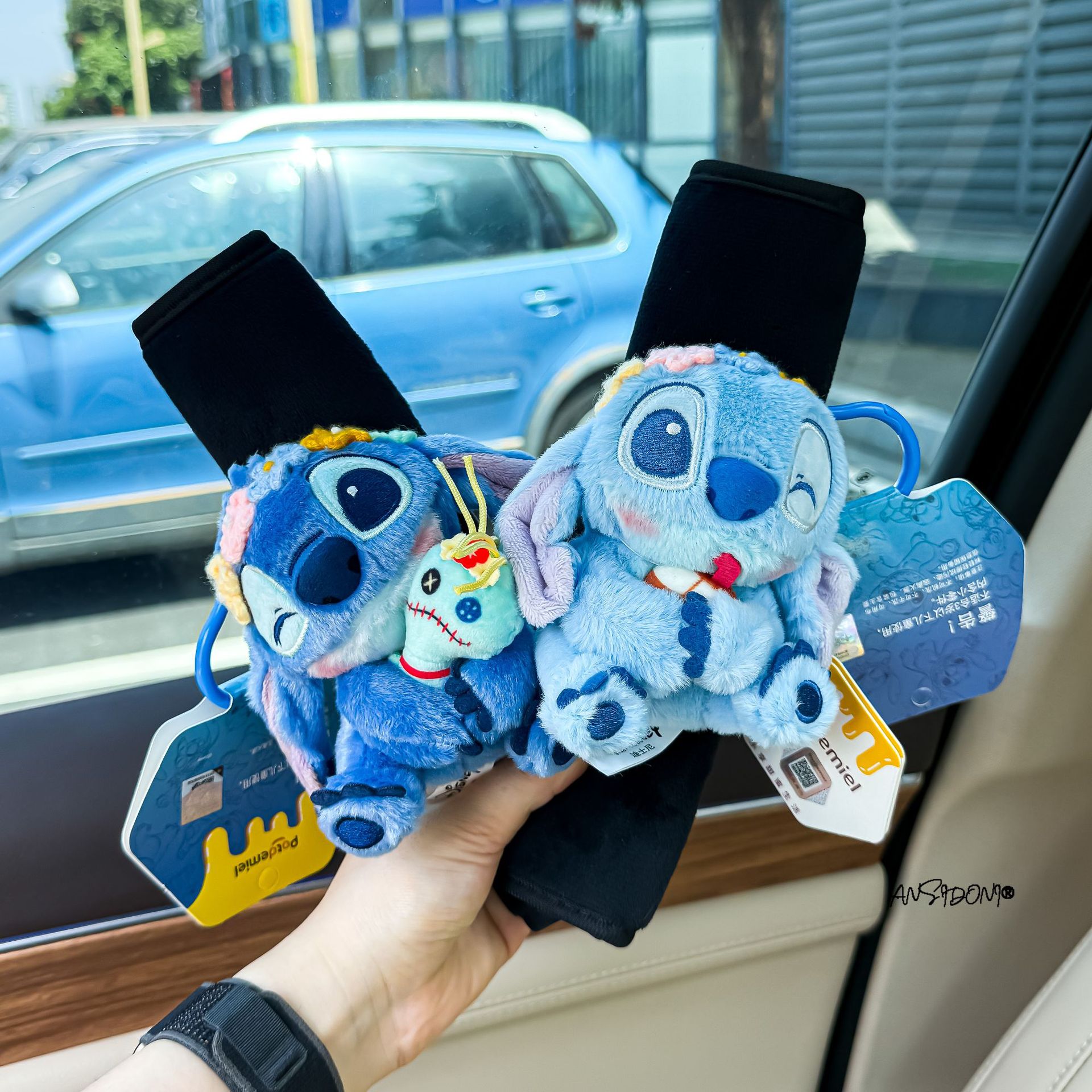 Authentic Stitch Car Seatbelt Shoulder Pad Stitch Lilo & Stitch Car Seatbelt Decoration Doll for Girls