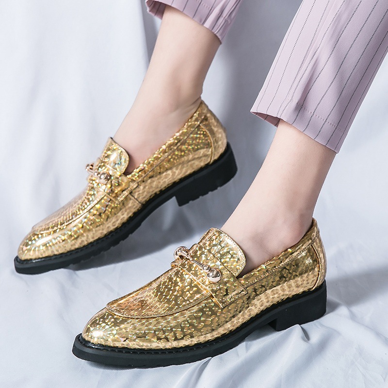 Cross-border 2024 nuevo tamaño 46 Chelsea oro jinx botas de guerra hombres británicos cuadrados brillantes zapatos de cuero peinados